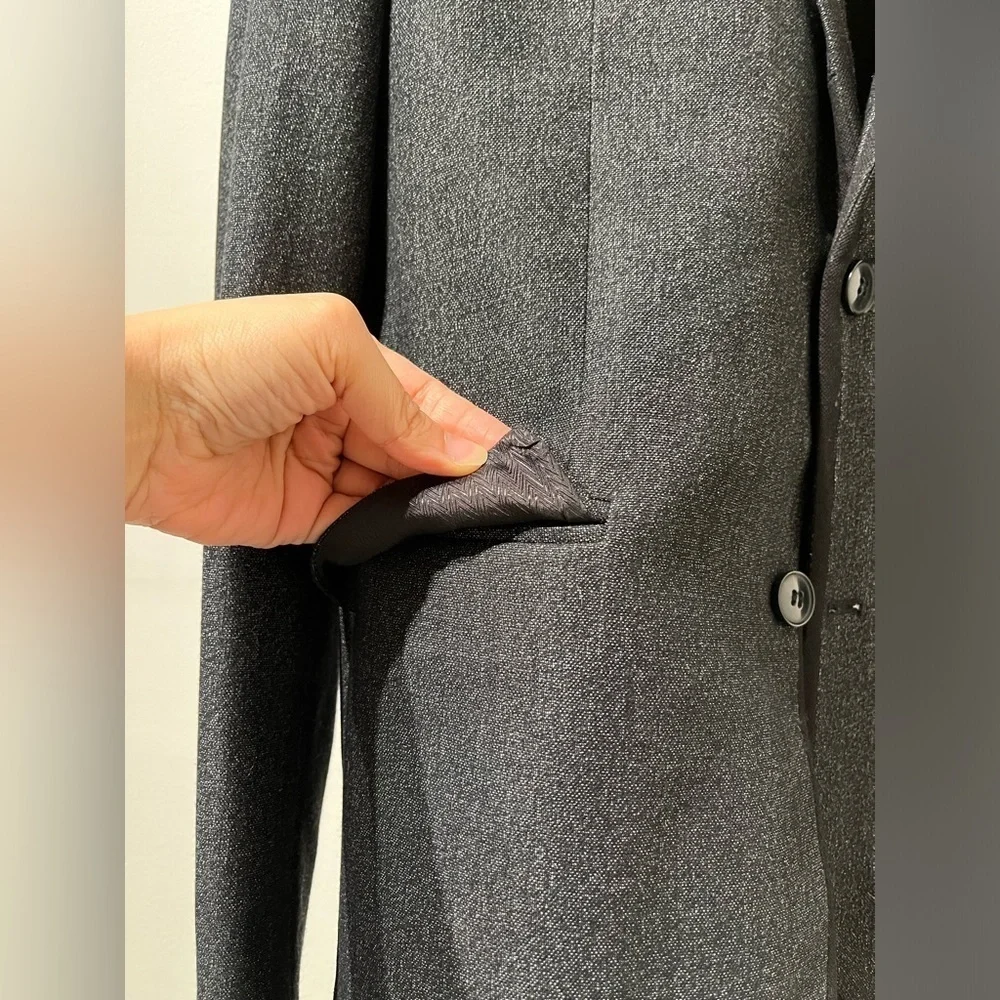 H&M charcoal and black sports coat in 40R